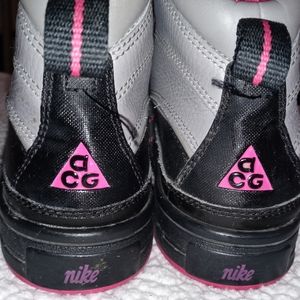Pink black and Grey  Nike snow boots